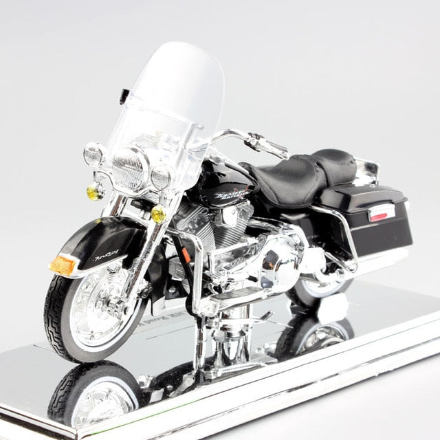 Maisto 1/18 Scale FLHR Road King Diecast model  [shop name]