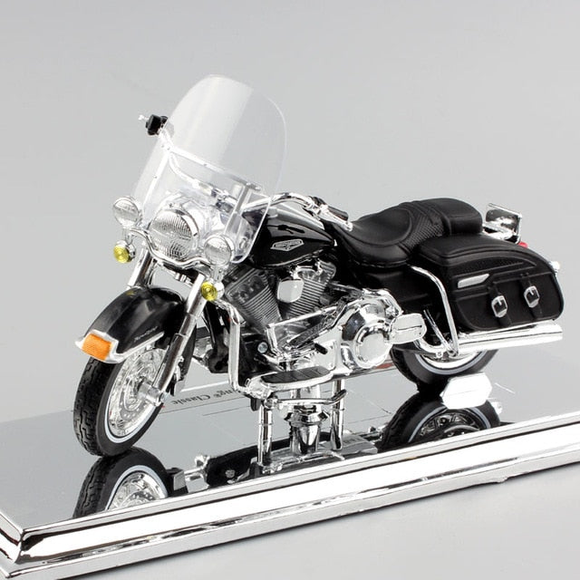 Maisto 1/18 Scale FLHR Road King Diecast model  [shop name]